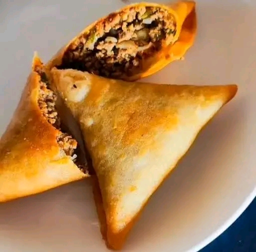 Samosa cut open